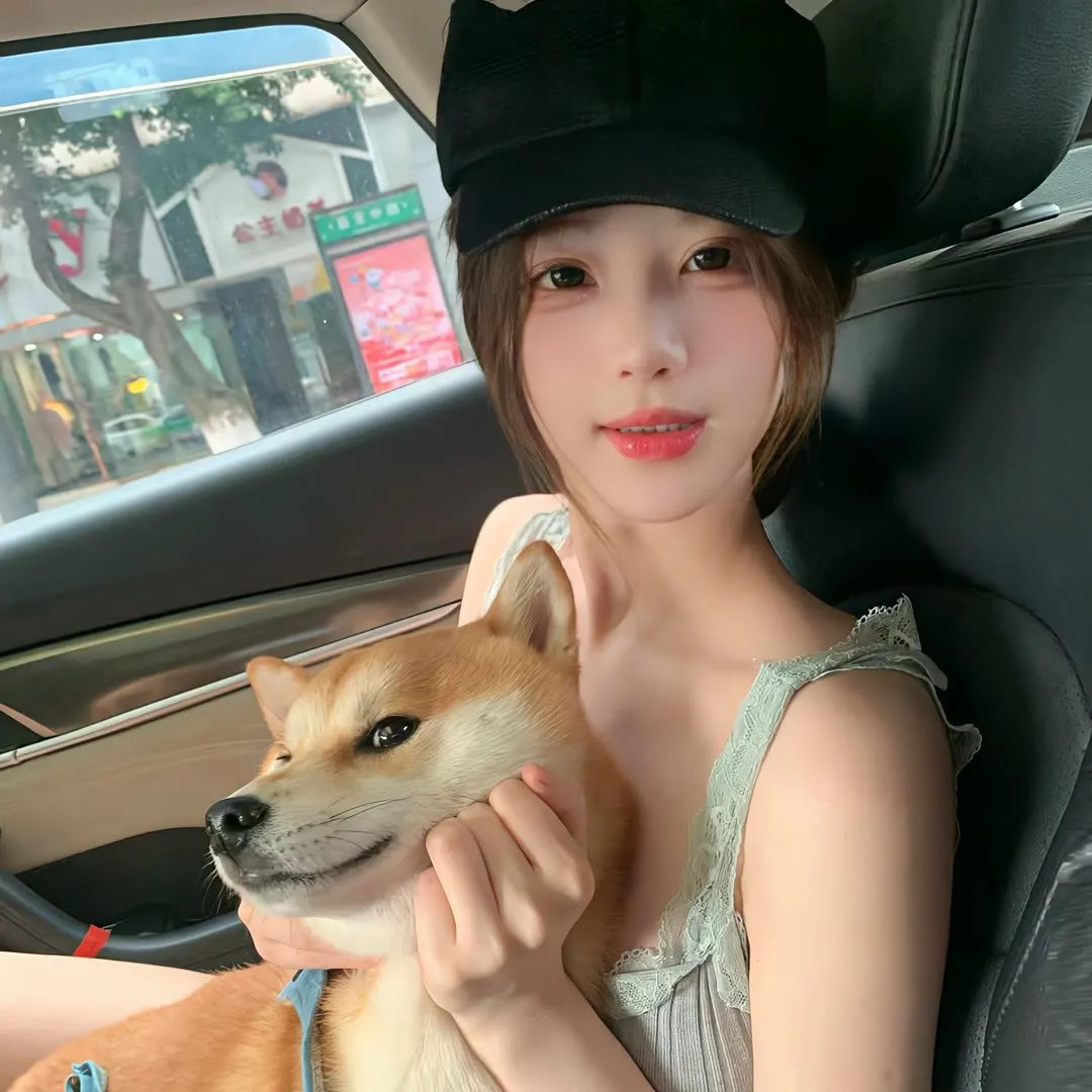 左撇子女人